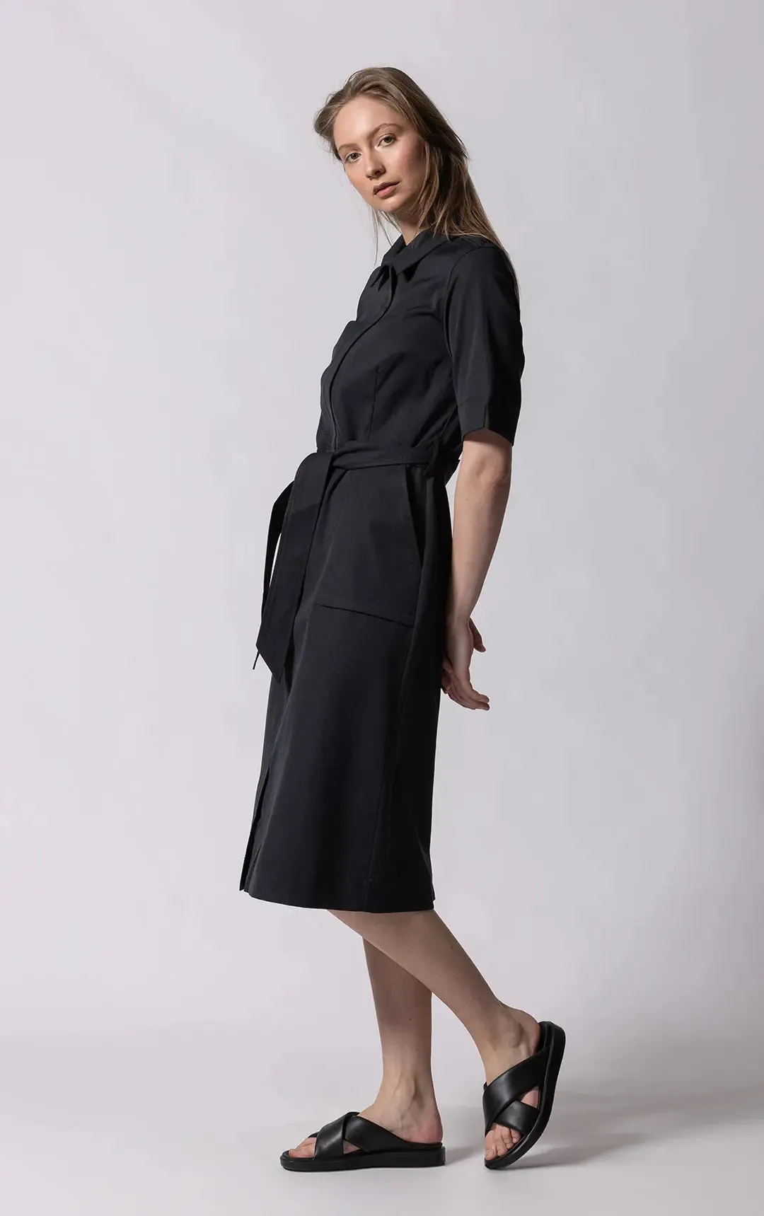 PERFORMANCE TWILL SHIRT DRESS