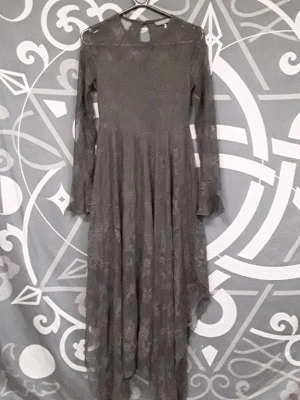 Shadow Figure Maxi Dress Resurrect